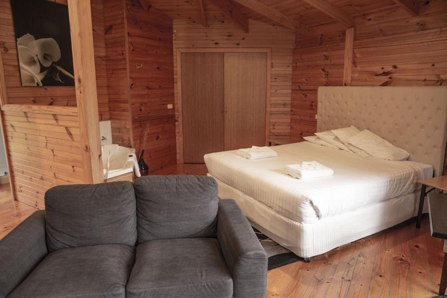 Little Norfolk Bay Events And Chalets Taranna Exterior photo